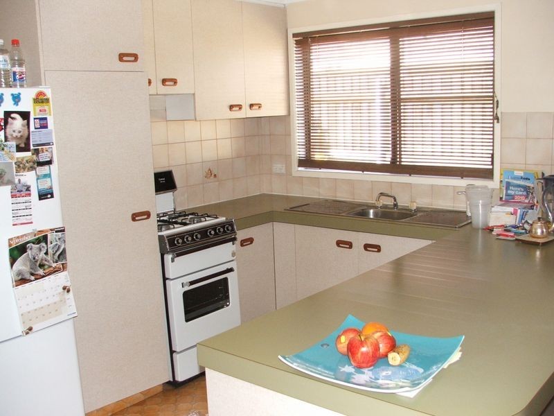 2/90a Curzon Street, East Toowoomba QLD 4350