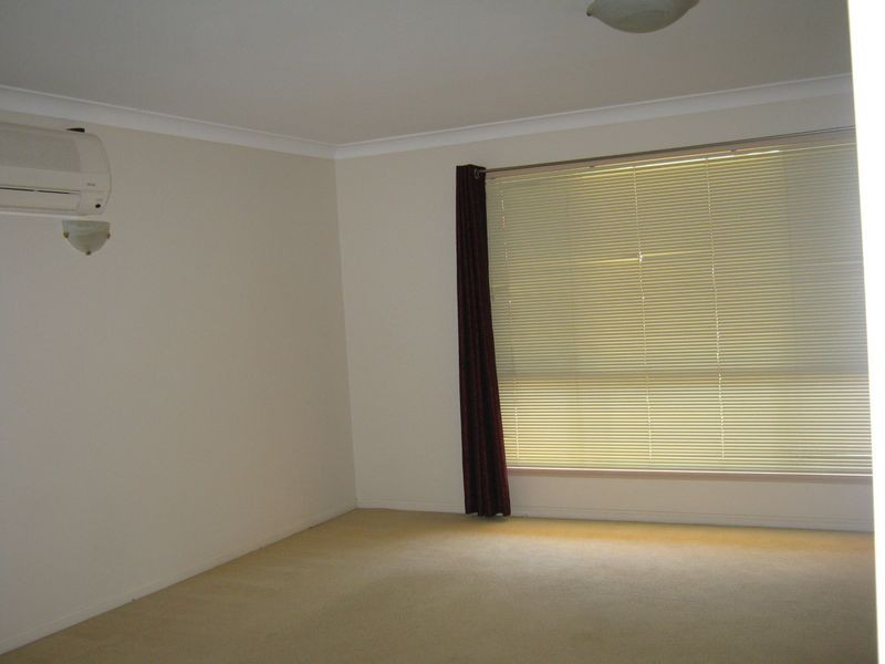 17 Elvery Court, Middle Ridge QLD 4350