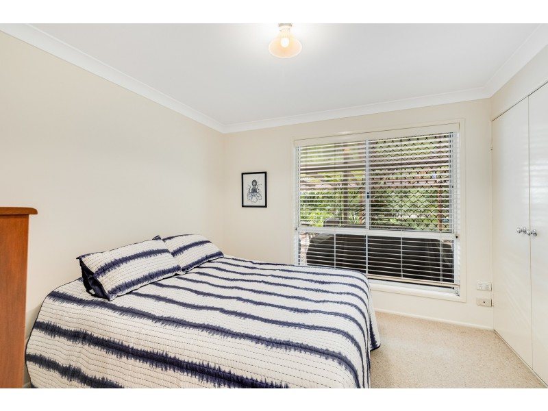 1 Birdland Drive, Glenvale QLD 4350