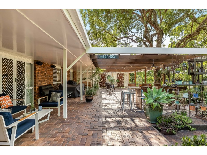 1 Birdland Drive, Glenvale QLD 4350
