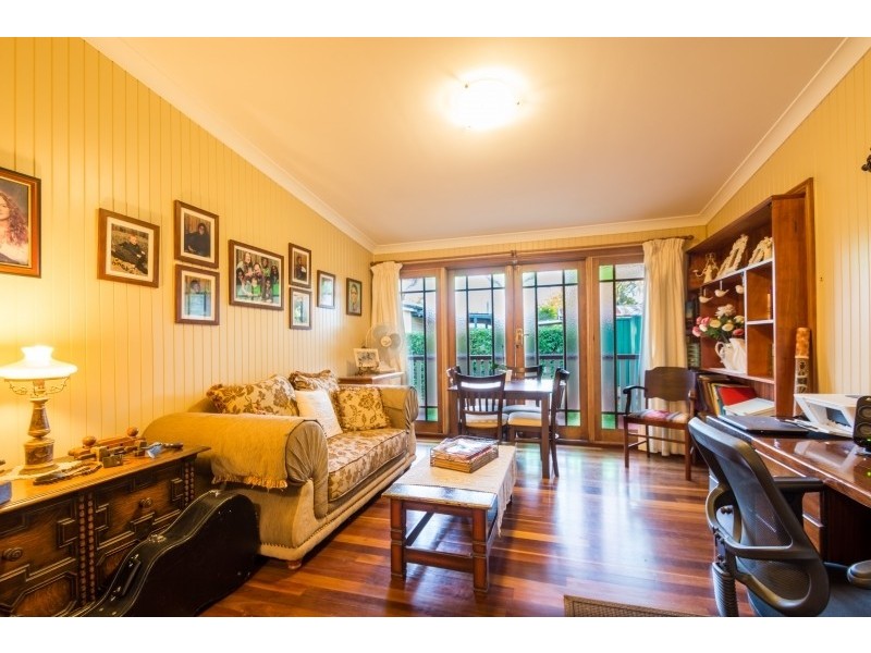 16 Stone Street, Wilsonton QLD 4350