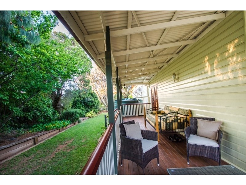 16 Stone Street, Wilsonton QLD 4350