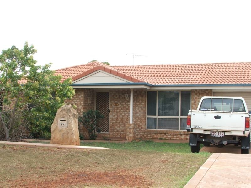 27 Strathconan Drive, Glenvale QLD 4350