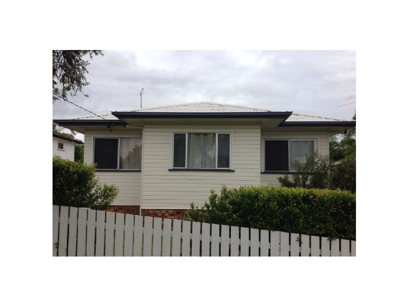 45 Hillview Avenue, Newtown QLD 4350