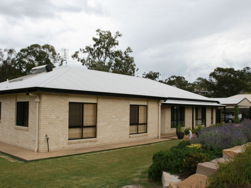 9 Karingal Court, Glenvale QLD 4350