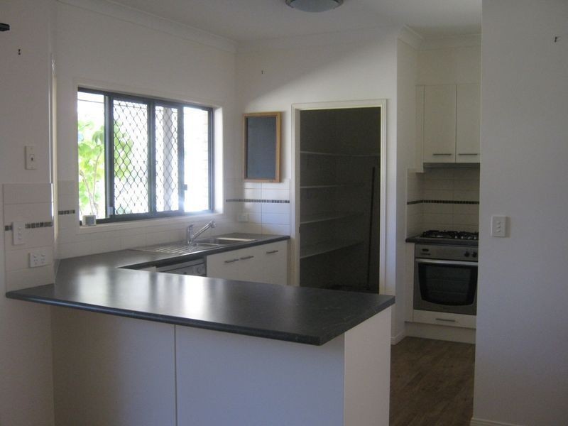 9 Karingal Court, Glenvale QLD 4350