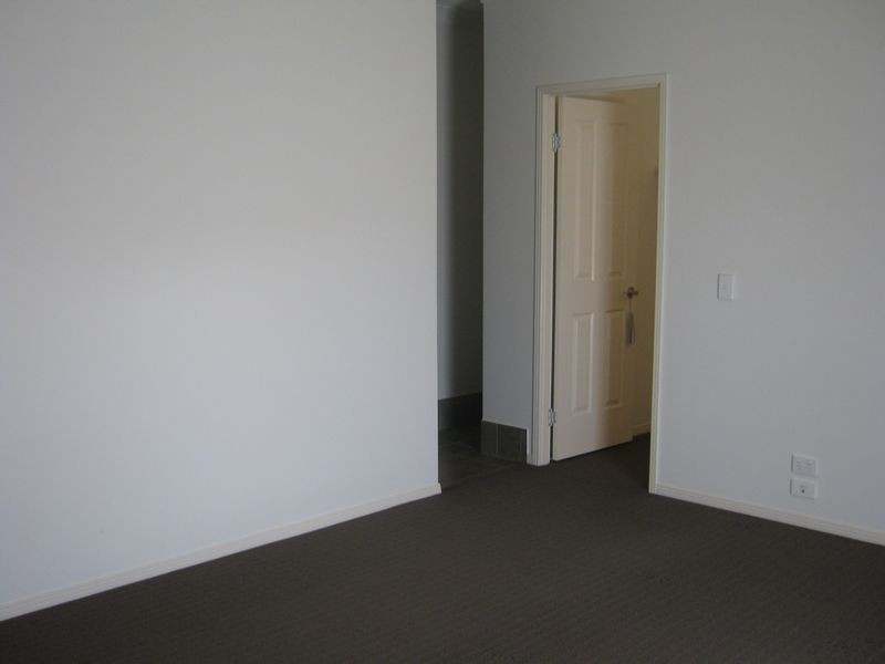 9 Karingal Court, Glenvale QLD 4350