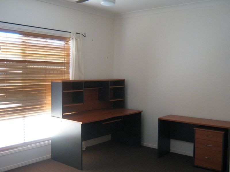 9 Karingal Court, Glenvale QLD 4350