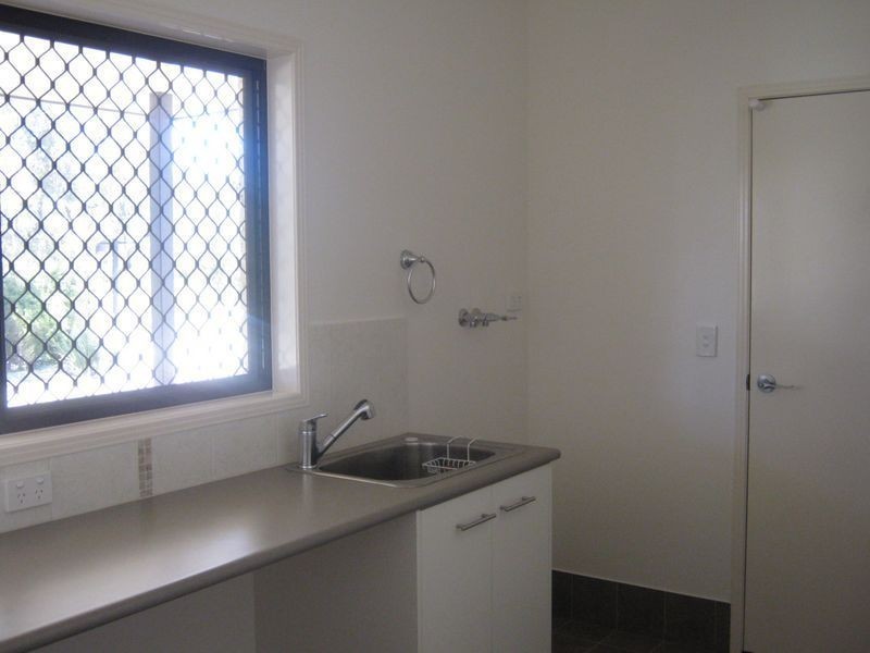 9 Karingal Court, Glenvale QLD 4350