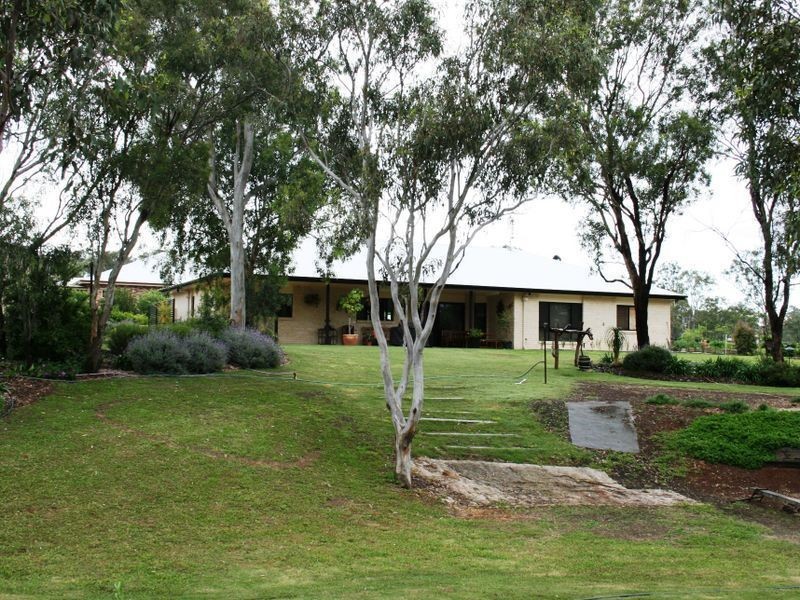 9 Karingal Court, Glenvale QLD 4350