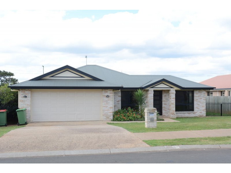 19 Prime Minister Drive, Middle Ridge QLD 4350