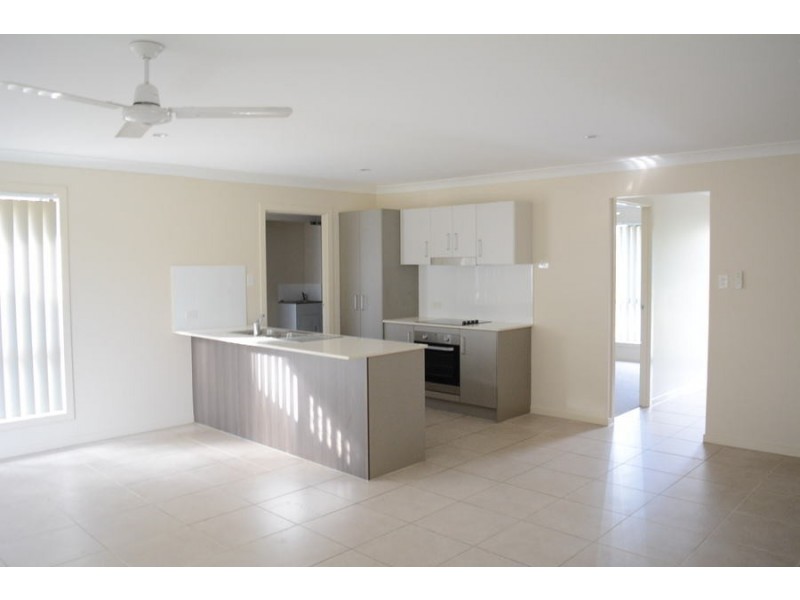 1/274 Long Street, South Toowoomba QLD 4350
