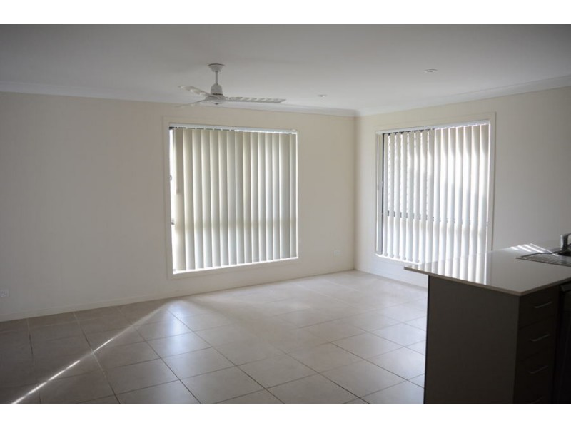 1/274 Long Street, South Toowoomba QLD 4350