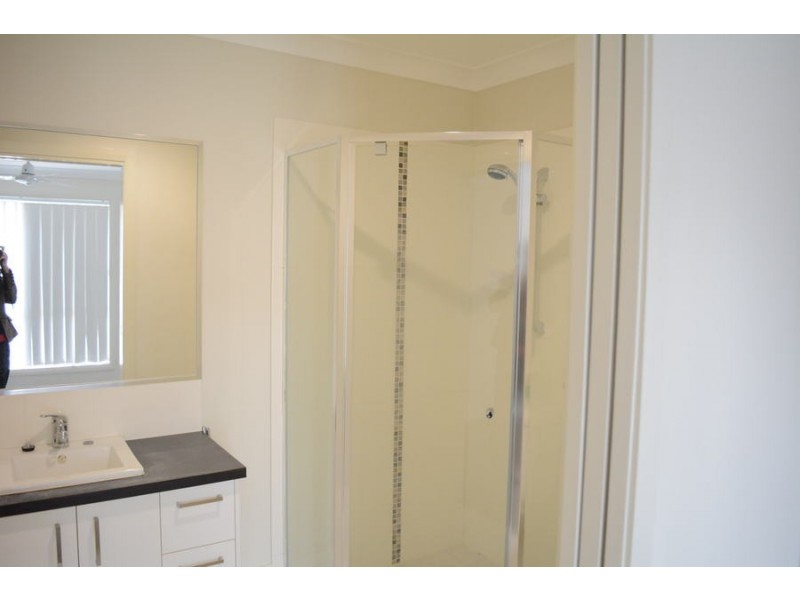 3/274 Long Street, South Toowoomba QLD 4350