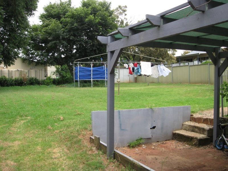 40 Wentworth Street, Centenary Heights QLD 4350