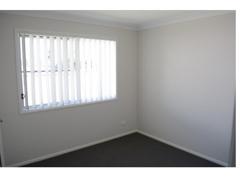 1/15 Grandslam Street, Glenvale QLD 4350