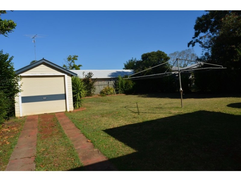 2 Rose Street, Wilsonton QLD 4350