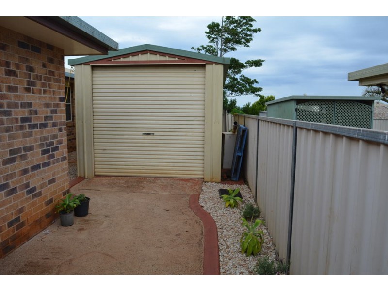 28 Catalina Drive, Wilsonton QLD 4350