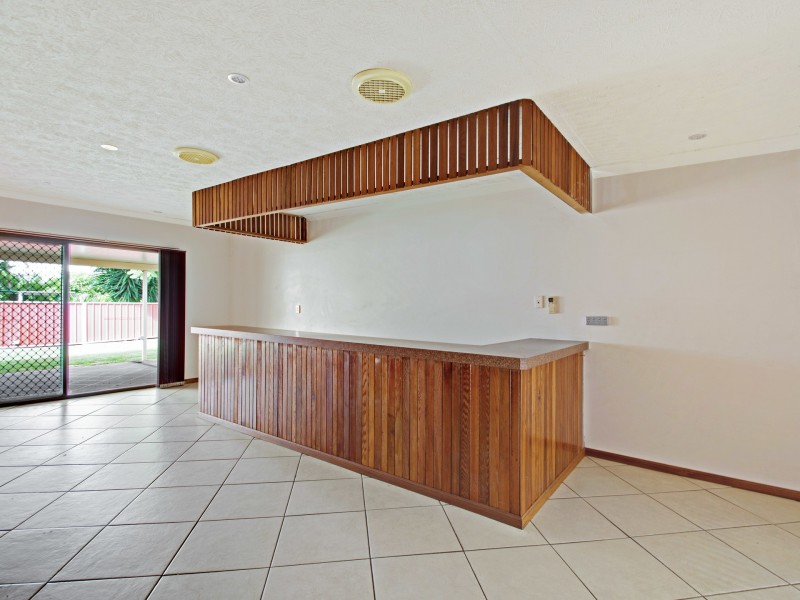 8 Tomkinson Street, Wilsonton QLD 4350