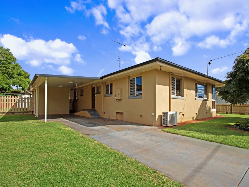 8 Tomkinson Street, Wilsonton QLD 4350