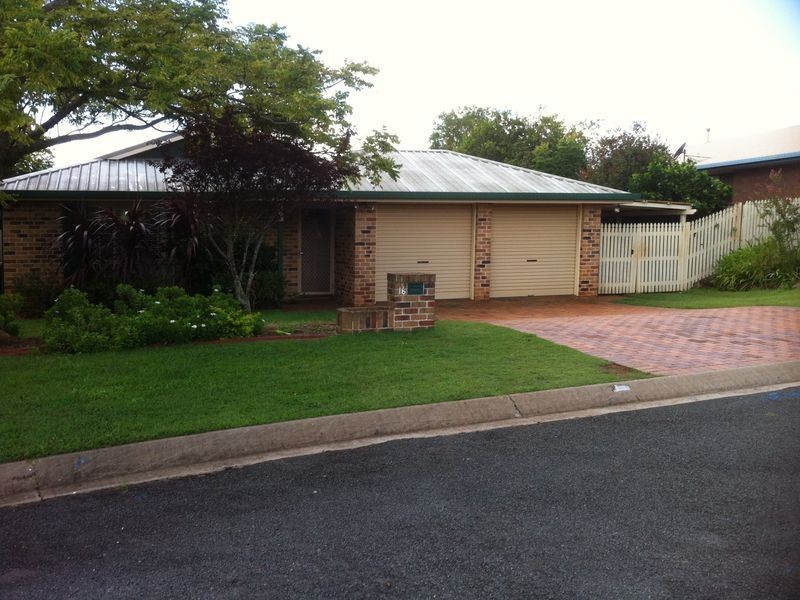 16 Maplewood Drive, Darling Heights QLD 4350