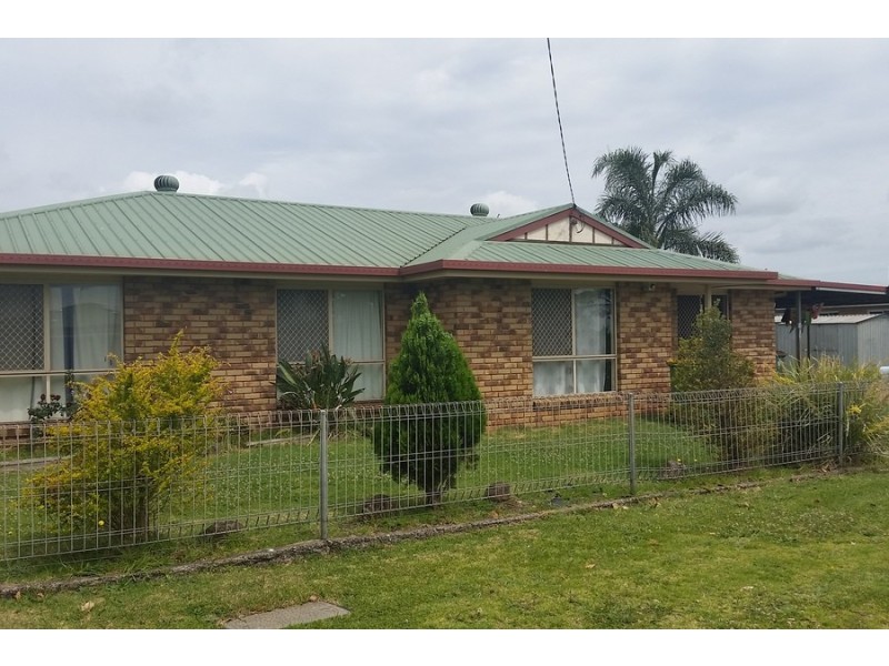 1 Sybyl Street, Harristown QLD 4350
