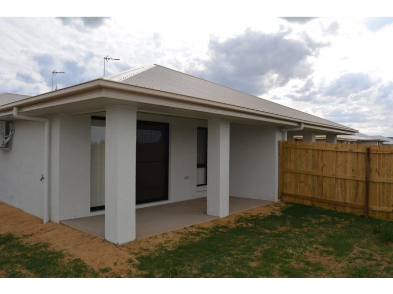 1/33 Mia Street, Wyreema QLD 4352