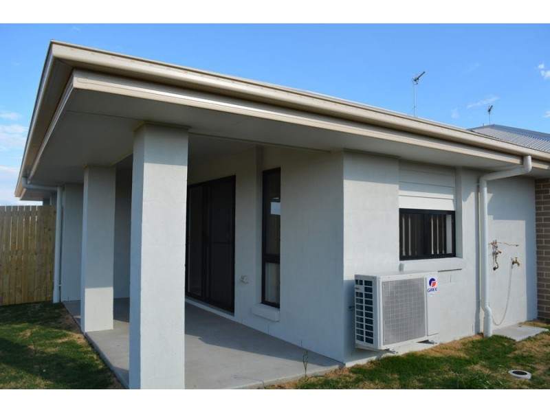2/33 Mia Street, Wyreema QLD 4352