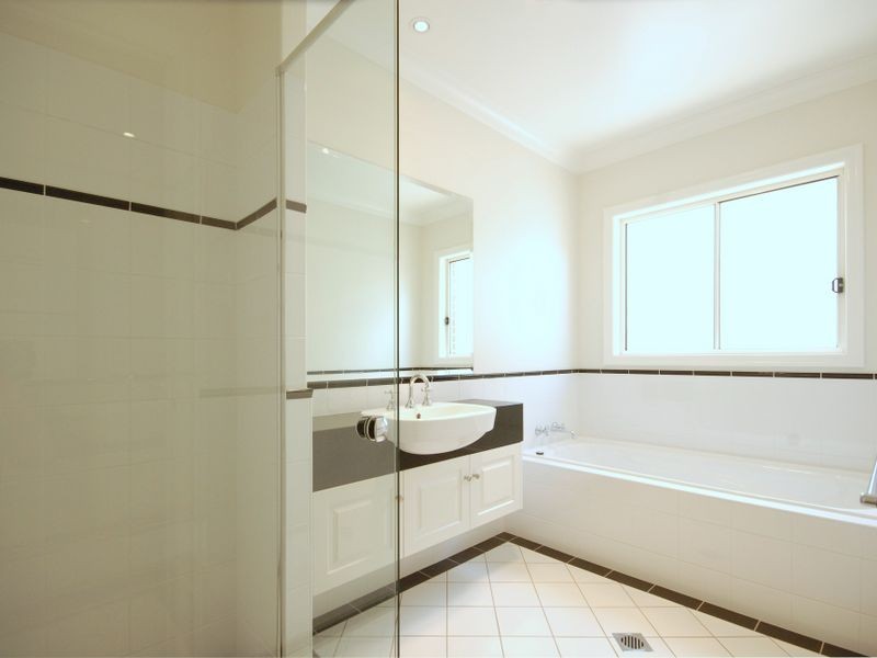 4/82 Curzon Street, East Toowoomba QLD 4350