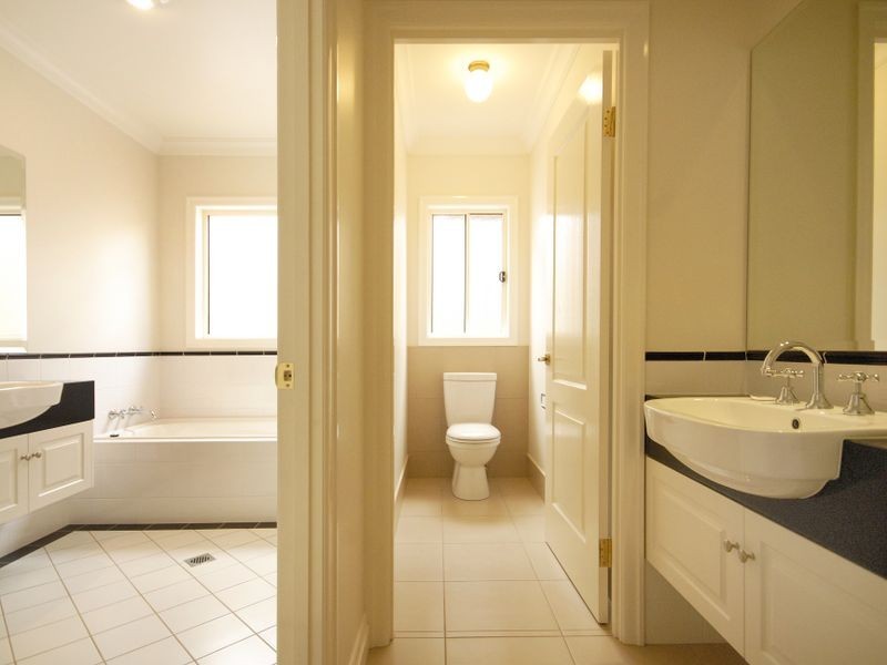 4/82 Curzon Street, East Toowoomba QLD 4350