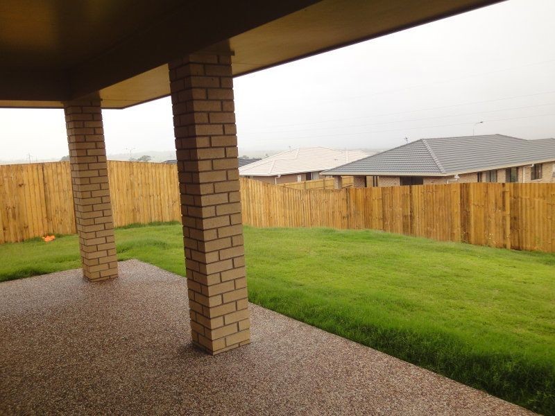 26 Cashmore Street, Wyreema QLD 4352