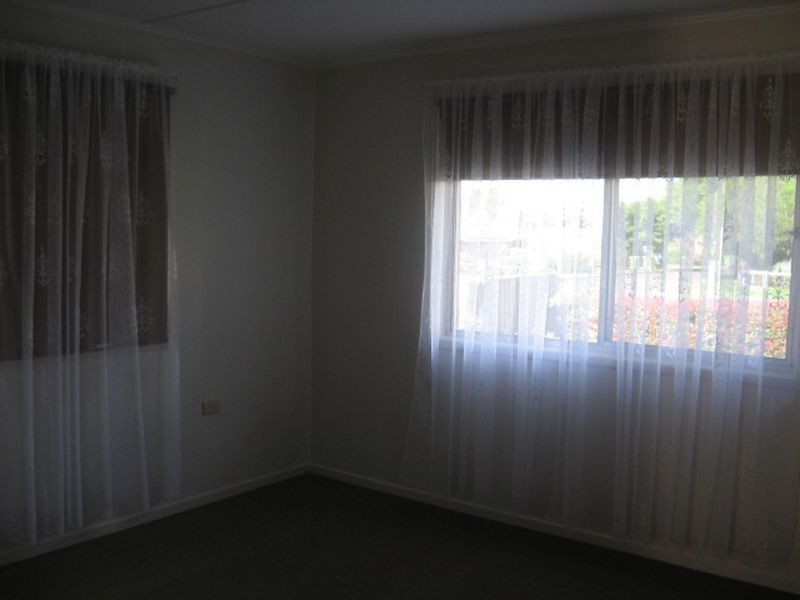 33 Obst Street, Harristown QLD 4350