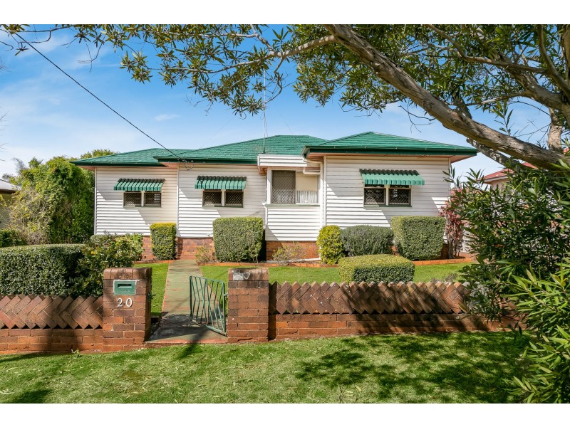 20 Hillview Avenue, Newtown QLD 4350