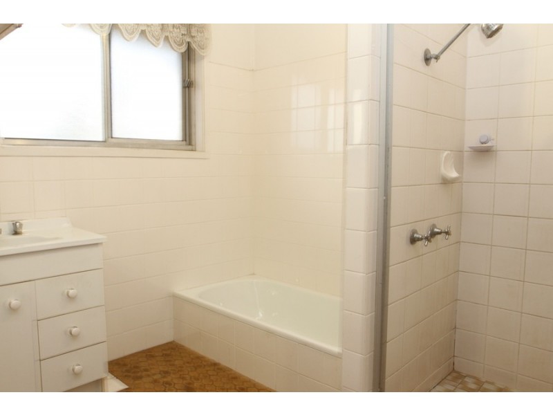 1A Cathro Street, Rockville QLD 4350