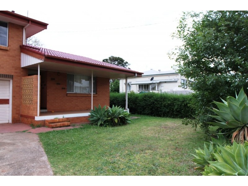 1A Cathro Street, Rockville QLD 4350