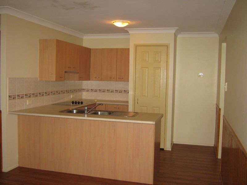 8 Conquest Court, Wilsonton QLD 4350