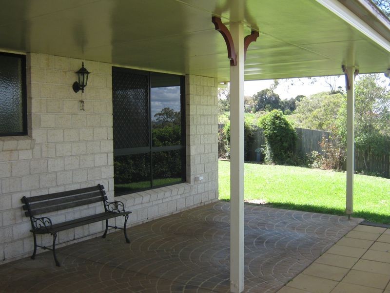 8 Conquest Court, Wilsonton QLD 4350