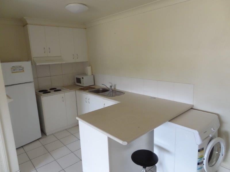 6/5 Uni Plaza Court, Kearneys Spring QLD 4350