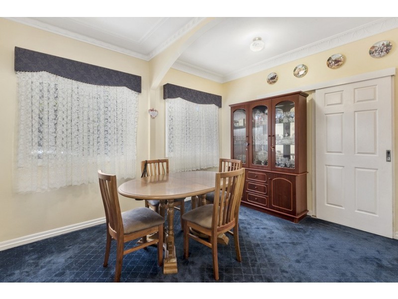 58 Mary Street, Mount Lofty QLD 4350