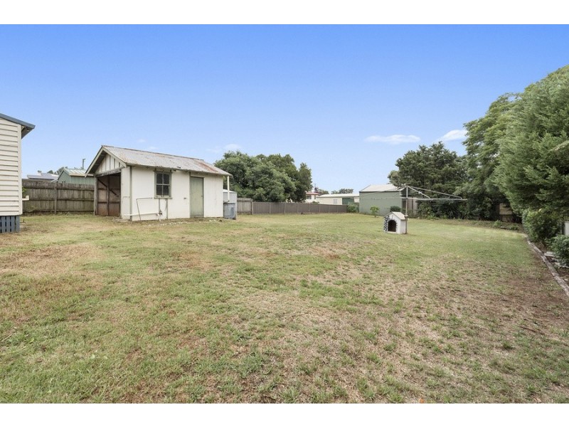 253 Geddes Street, Centenary Heights QLD 4350