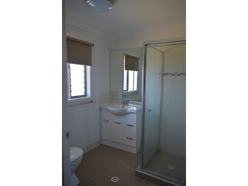 12 Sandalwood Drive, Glenvale QLD 4350