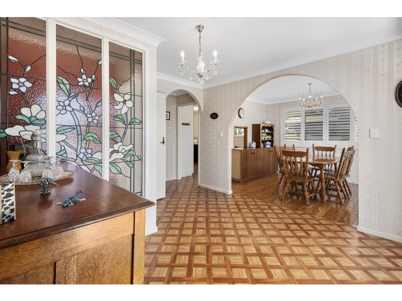 18 Fletcher Street, East Toowoomba QLD 4350