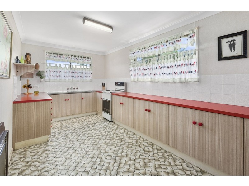 18 Fletcher Street, East Toowoomba QLD 4350