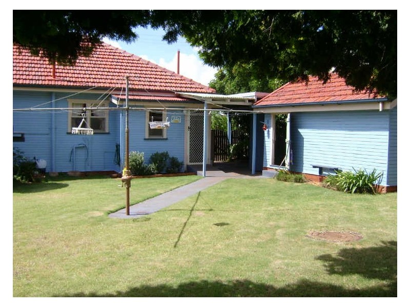 188 South Street, Centenary Heights QLD 4350