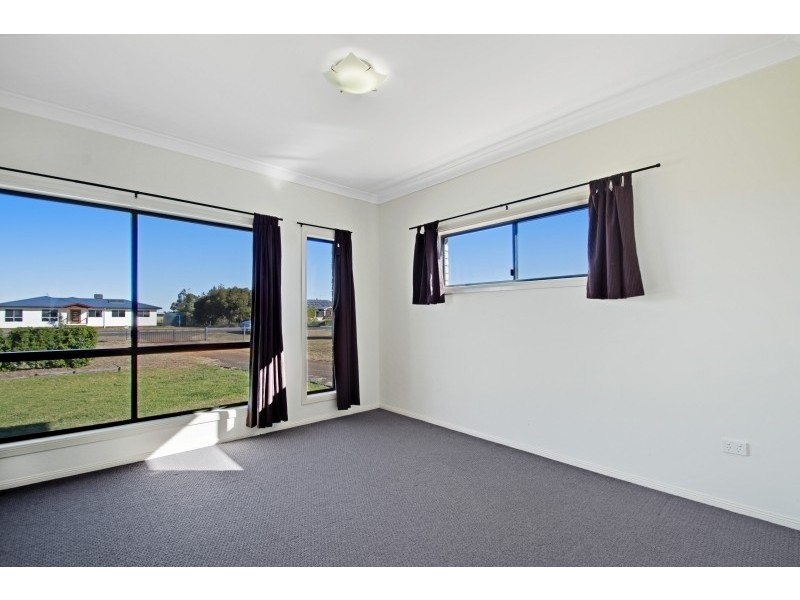 31 Diamond Drive, Dalby QLD 4405