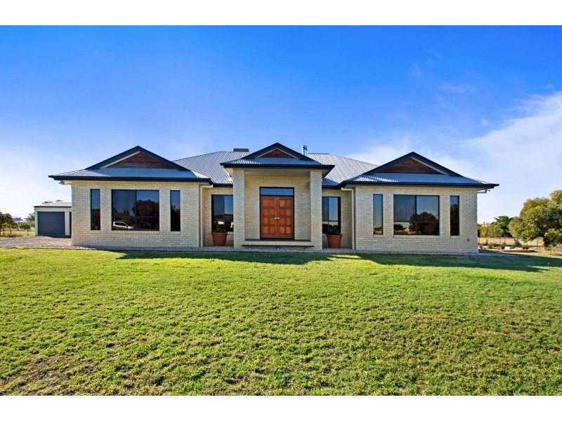 31 Diamond Drive, Dalby QLD 4405