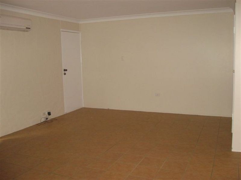 2/1 Nellie Street, Centenary Heights QLD 4350