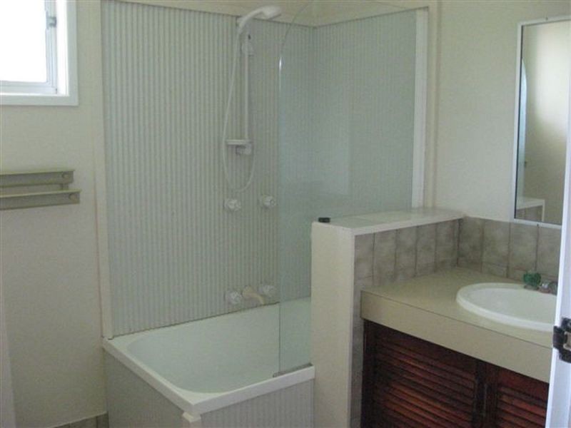 2/1 Nellie Street, Centenary Heights QLD 4350