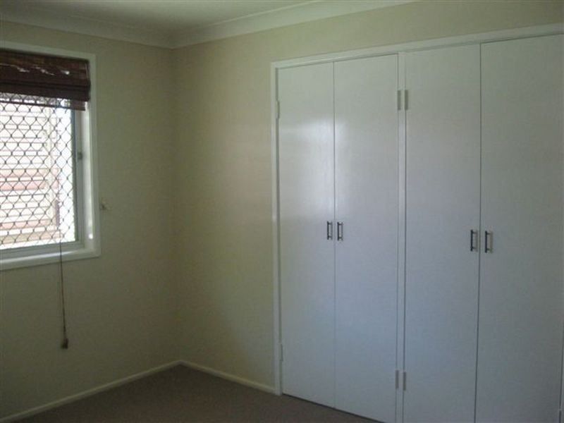 2/1 Nellie Street, Centenary Heights QLD 4350