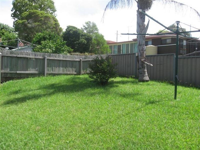 2/1 Nellie Street, Centenary Heights QLD 4350